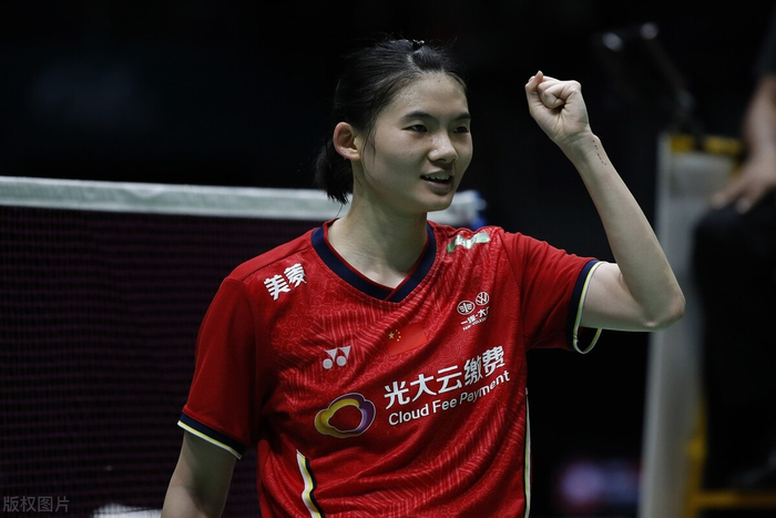 日本队险胜马来西亚队，黄鸭组合点燃赛场的简单介绍