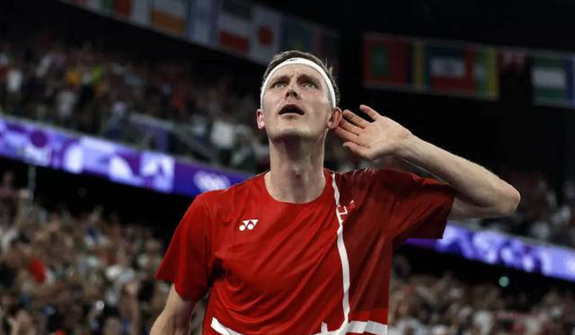 泰国队逆转印度队，安赛龙扛起全队