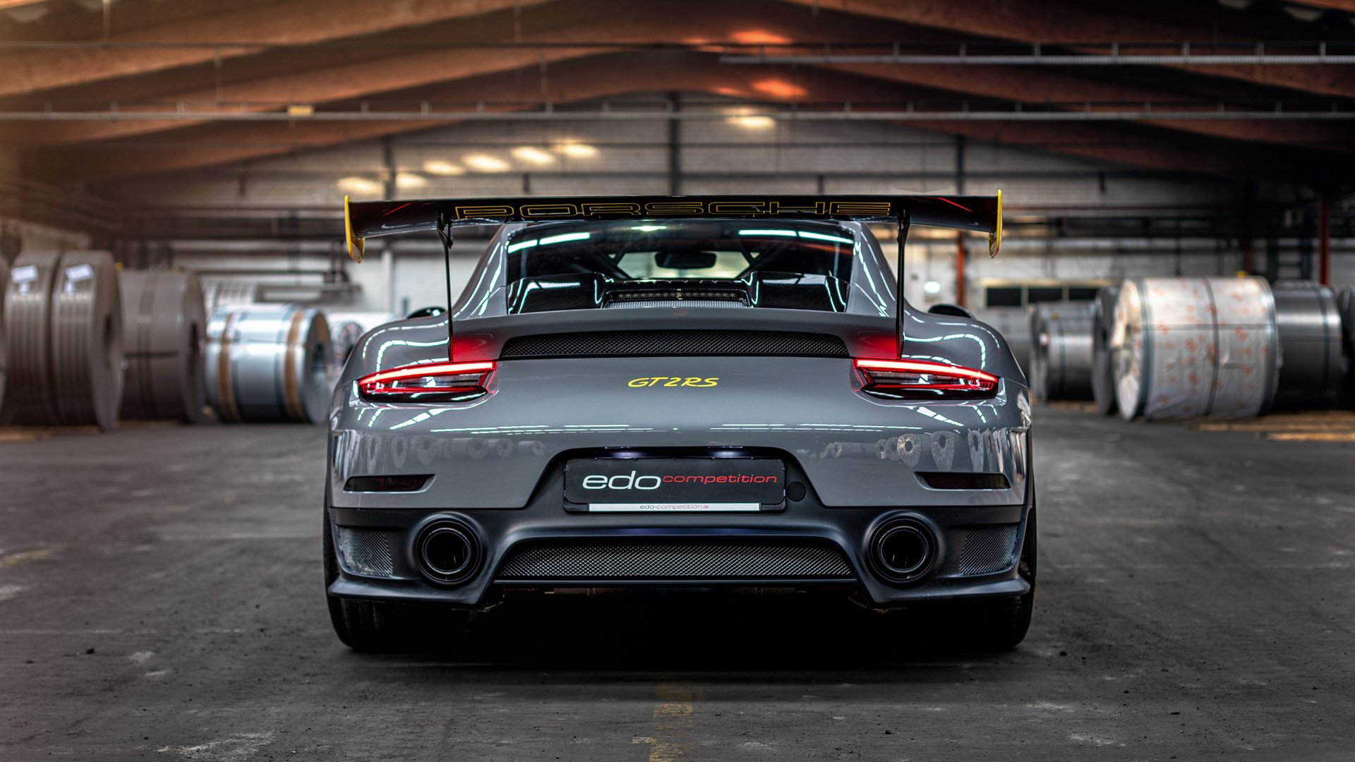 赛道烽烟与文明对弈，当智利战车在F1焦点战中稳稳超越埃及法老