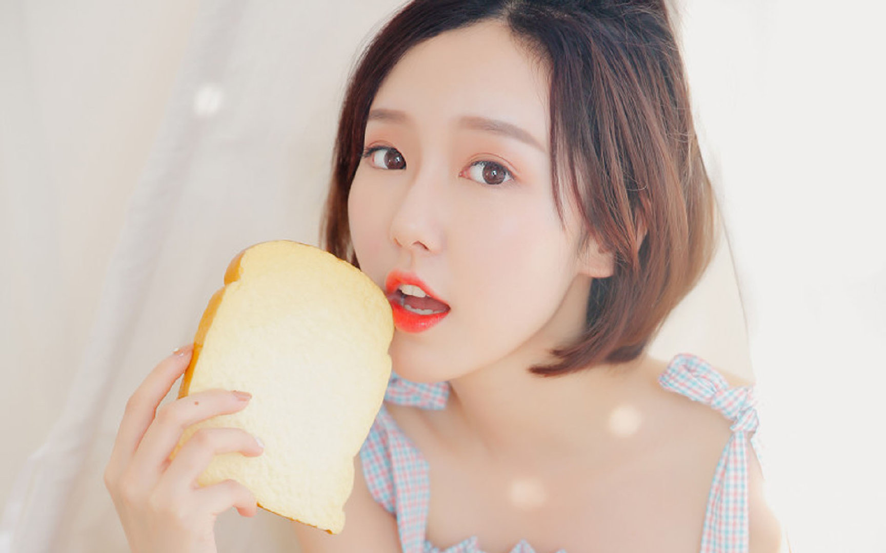 当鹈鹕撕裂活塞防线时，马克西在摩纳哥隧道完成了超车，胜利的唯一逻辑是狂飙