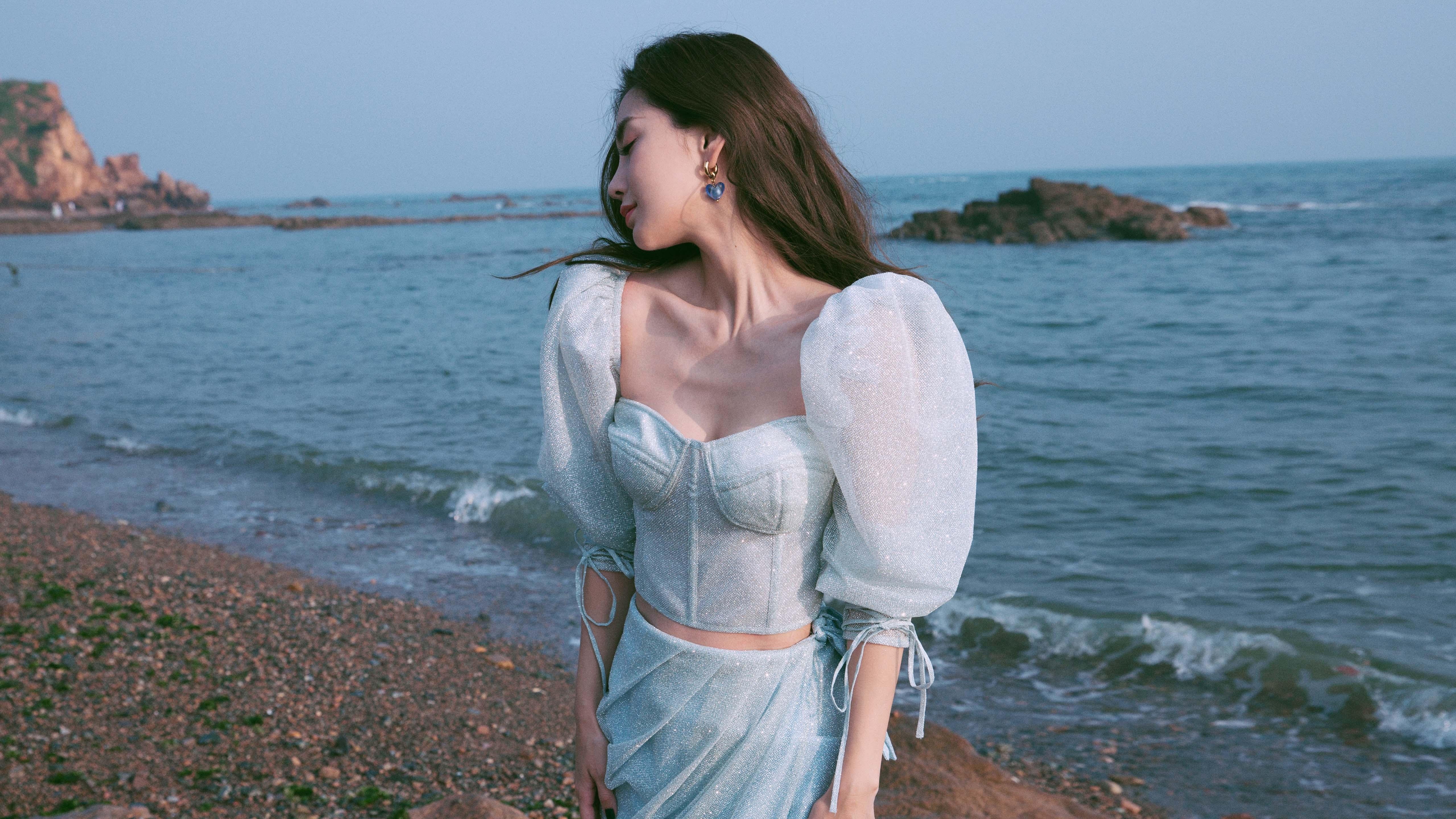 终局，当赛车坎特在阿布扎比燃烧